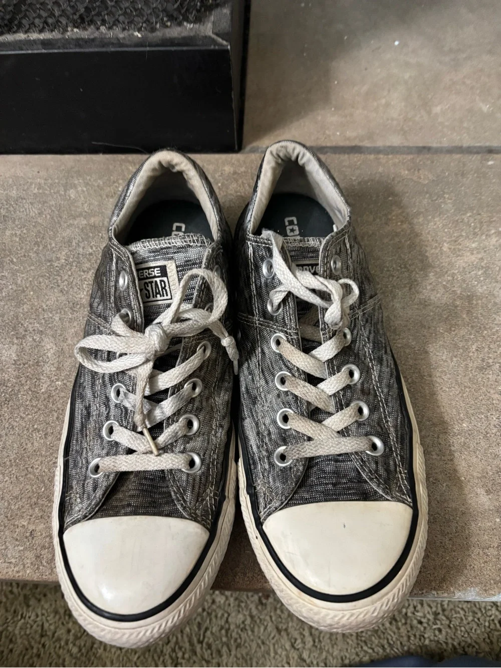 Converse CTAS Madison OX - Women's Sz 9- Black/White -Low Skate Shoes - 558557F